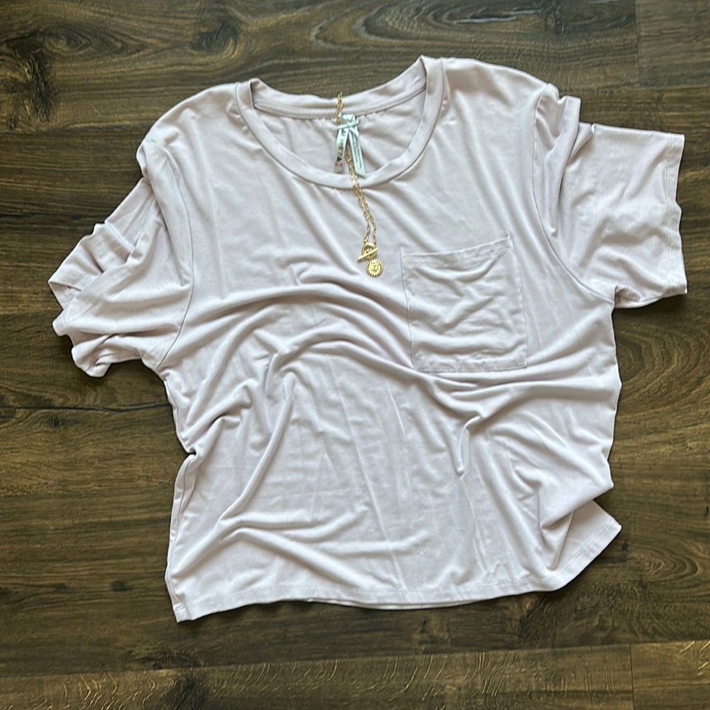 Womens light purple pocket Tshirt